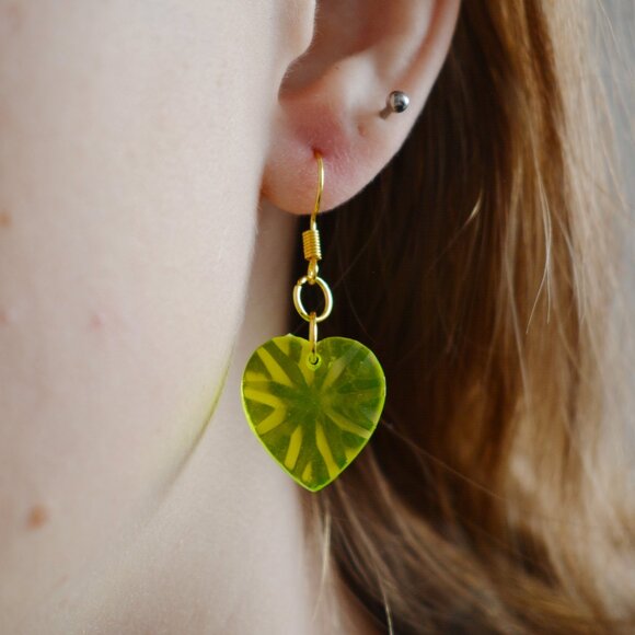Mismatched Green Leaf Dangle Earrings - Picture 3 of 4